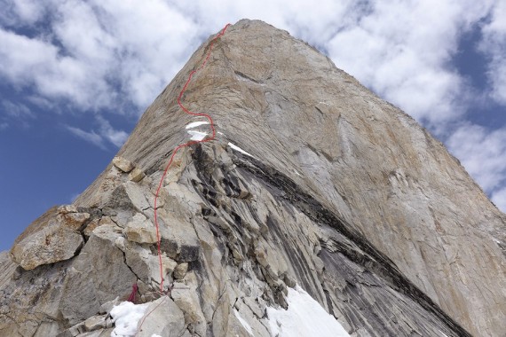 Severni stolp Biacherahi (6050 m), južni steber, prvenstvena smer